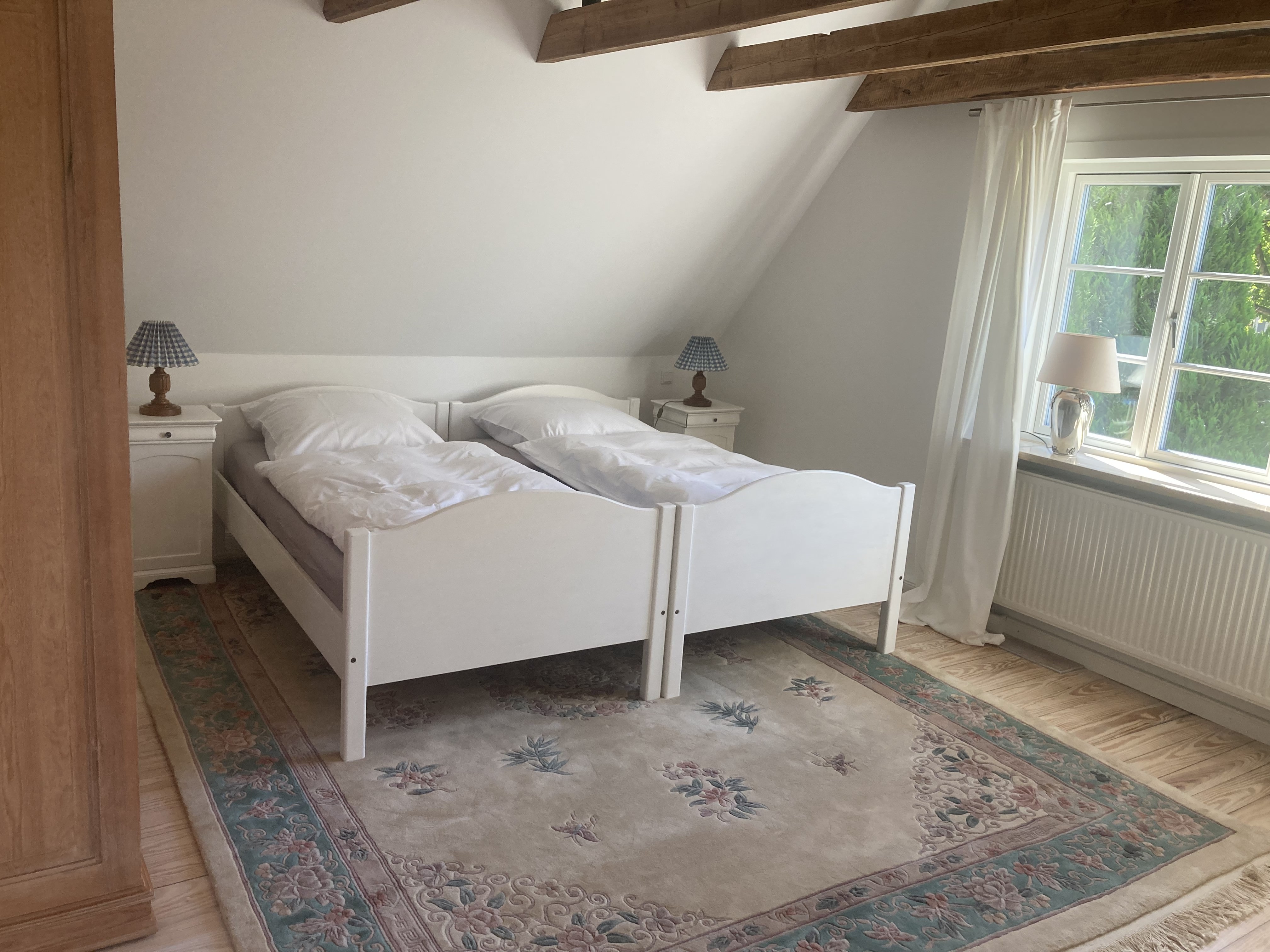 Schlafzimmer 1